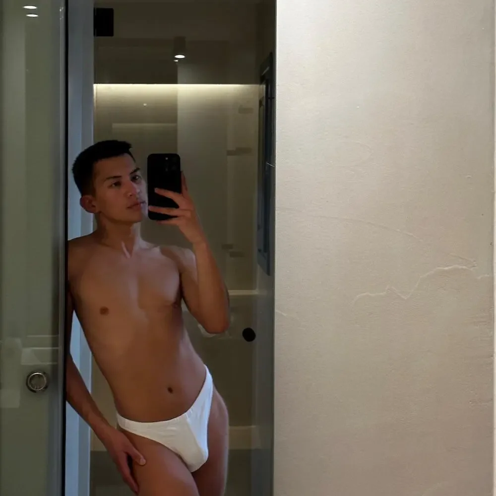 Charlie By MZ Mens Classic Body Swim Thong Color White Size Large